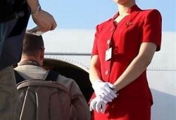 空姐模特在韩国的短视频精彩瞬间，发现不一样的抖音魅力