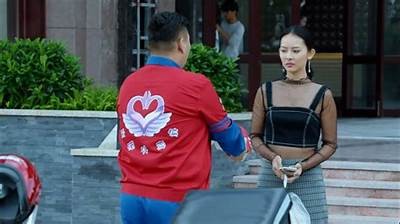 抖音短视频：揭秘富二代F2的奢华生活与真实故事